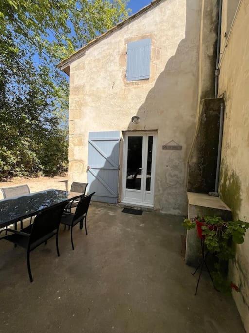 "La Pradeto" Gite Rural Camargue Arles Extérieur photo